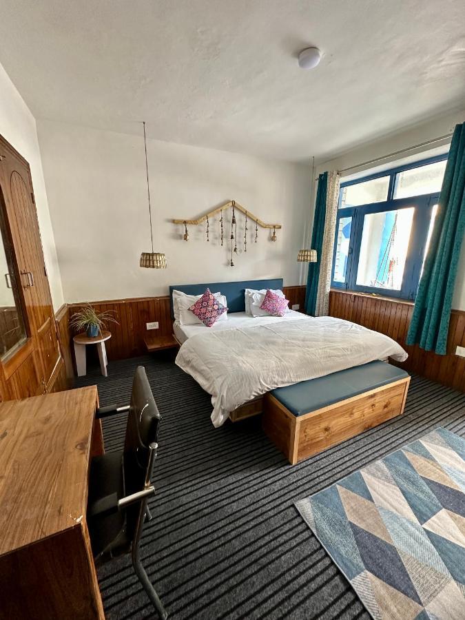 Ats -Manali Vandrarhem Exteriör bild